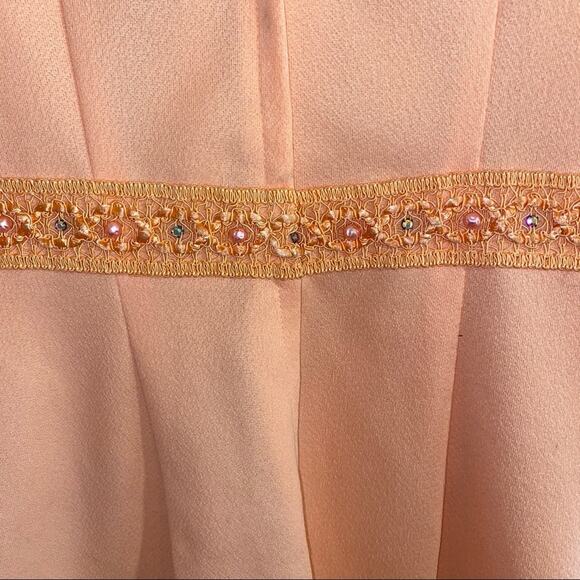 VNTG 1960’s detailed house dress - Picture 3 of 4